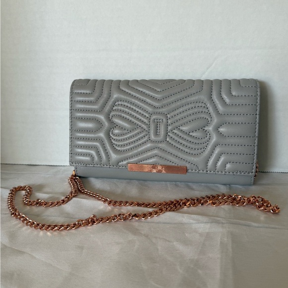 Ted Baker London Handbags - Ted Baker Matinee Quilted Leather wallet w/Rose Gold Chain Crossbody Bag